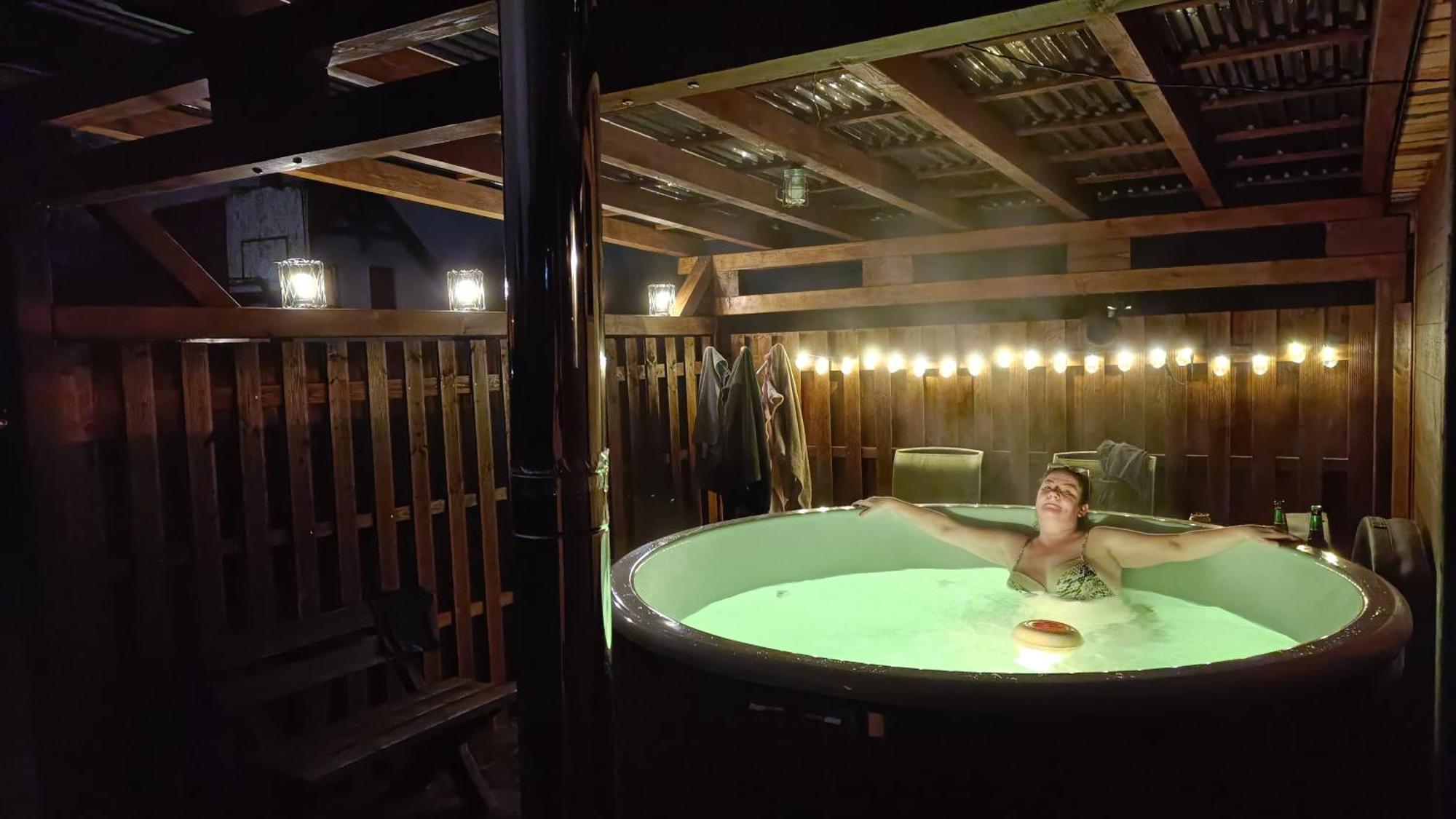 Pod Klonem Z Balia I Sauna ルバフカ エクステリア 写真